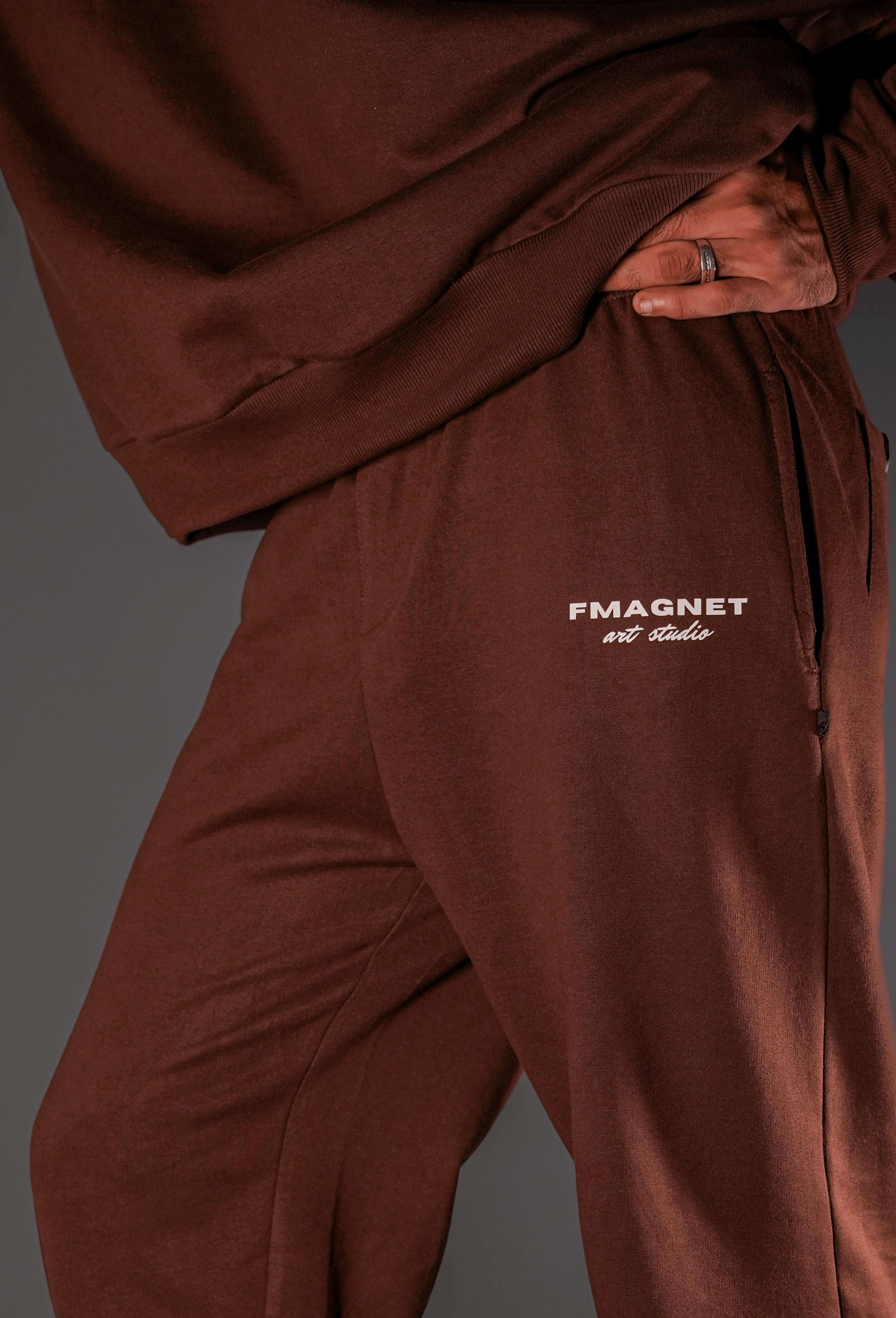 Triple Snap Sweatpants - Brown