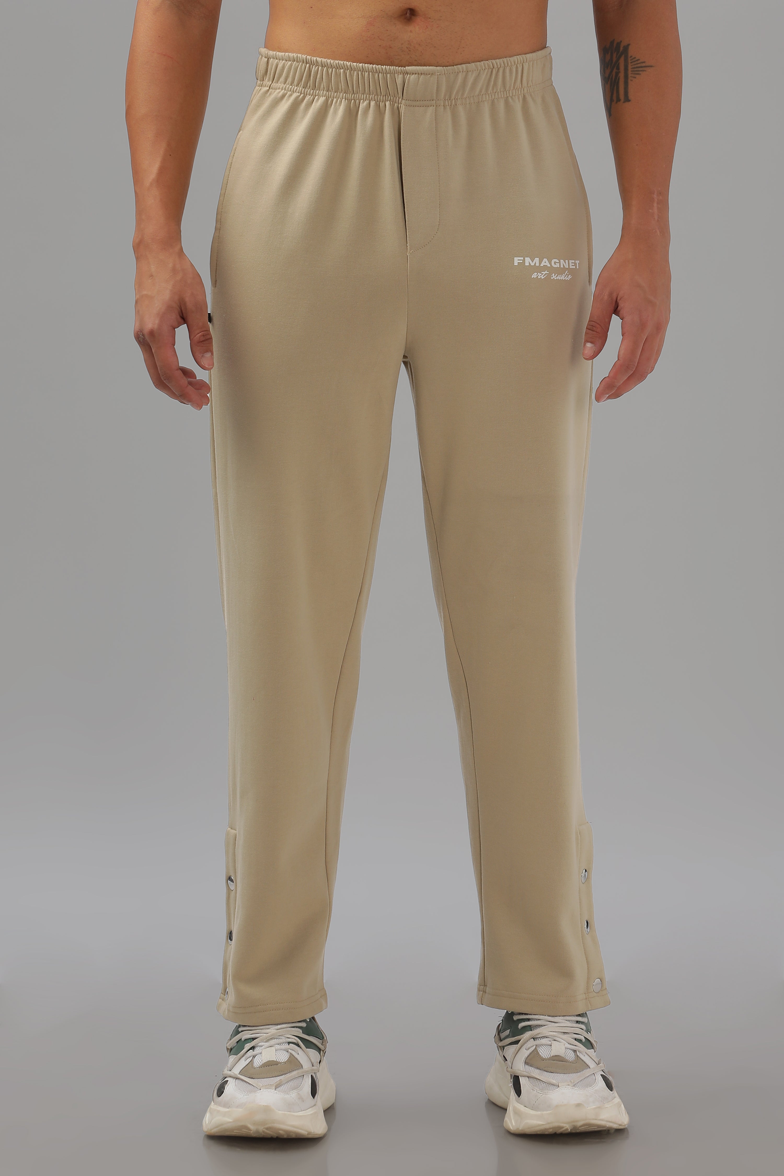 Triple Snap Sweatpants - Beige