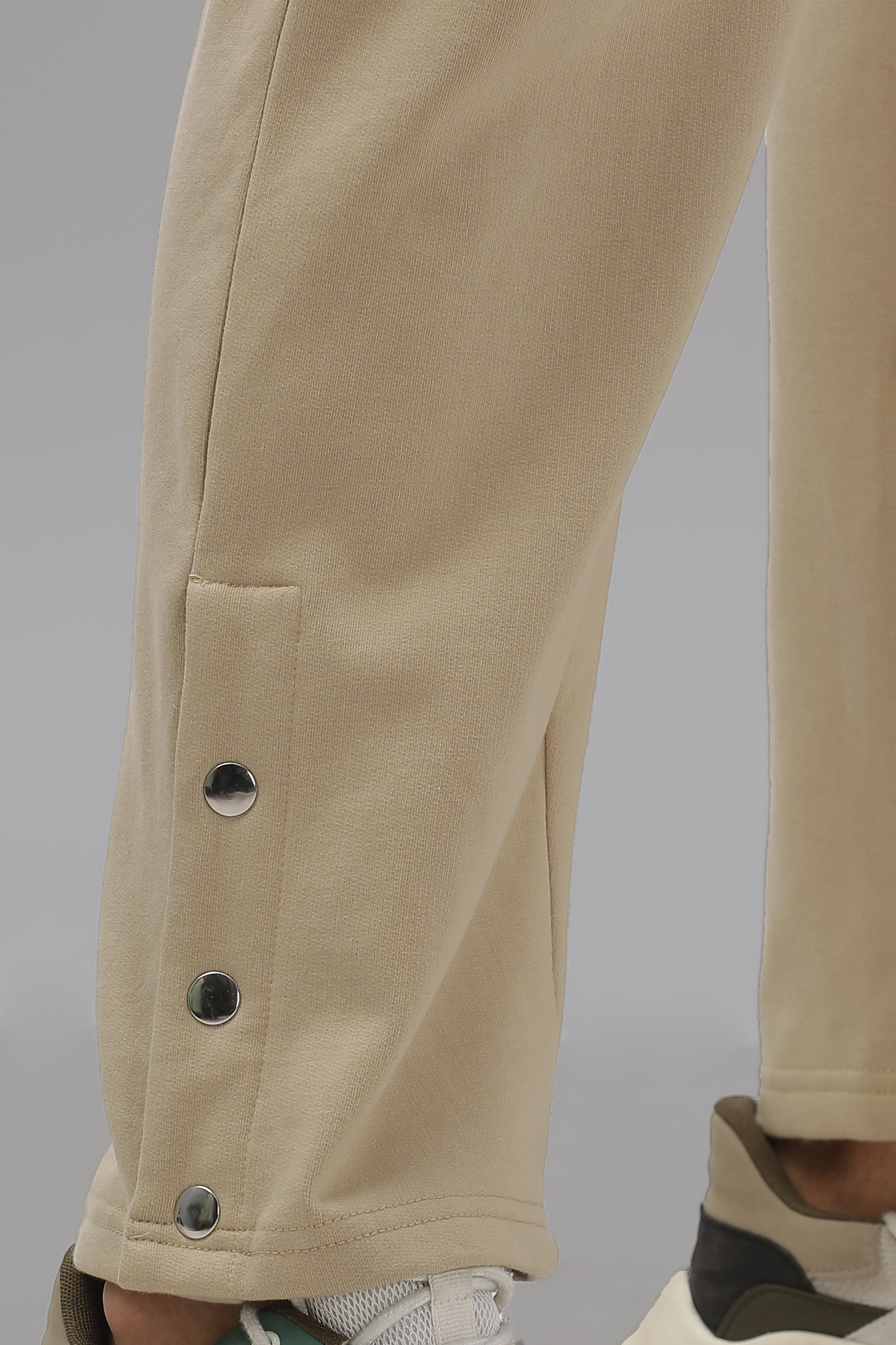 Triple Snap Sweatpants - Beige