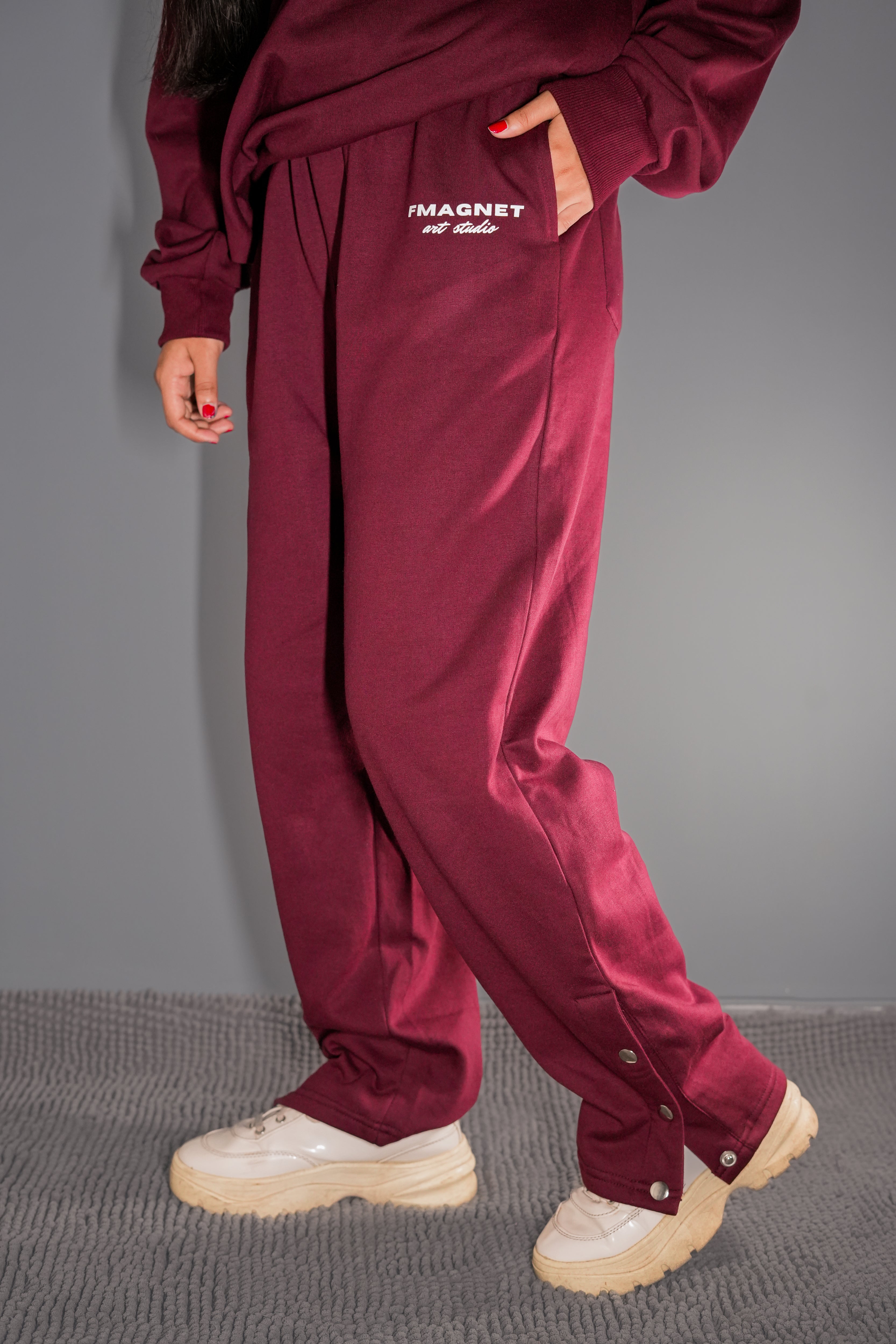 Triple Snap Sweatpants - Merlot